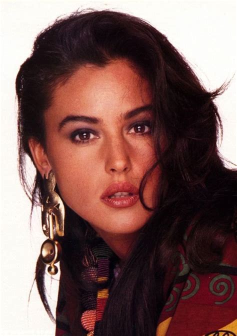 bellucci jeune|Beauty Icon of Italy: 40 Stunning Photos of Young Monica。